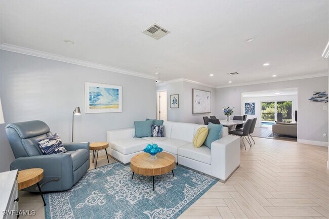 Building Photo - 1236 13th Ave N