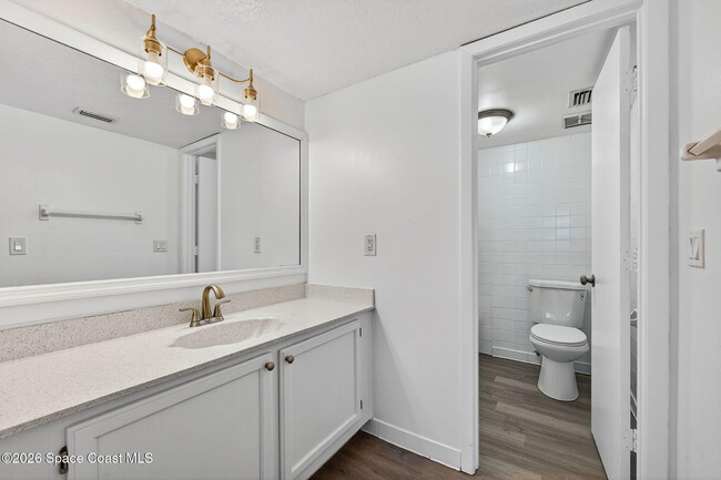 Building Photo - 2107 Hidden Grove Ln