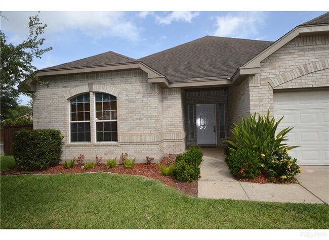 Building Photo - 4410 Santa Fabiola St