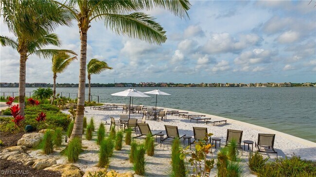 Building Photo - 11801 Venetian Lagoon Dr