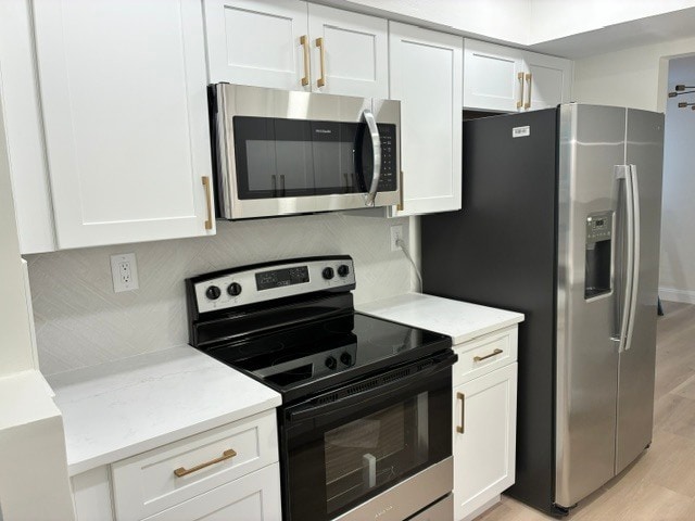 renovated Kitchen with stainless steel appliances - 2206 Huntingdon Chase