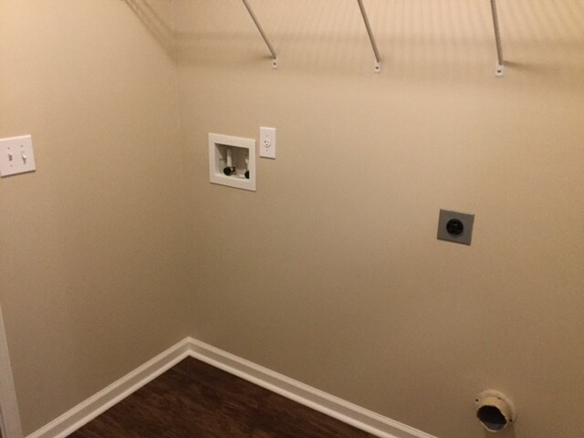 Building Photo - 5013 Springdale Dr