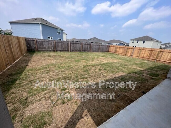 Building Photo - 130 Rubrum Rd