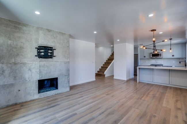 Building Photo - 6525 La Mirada Ave