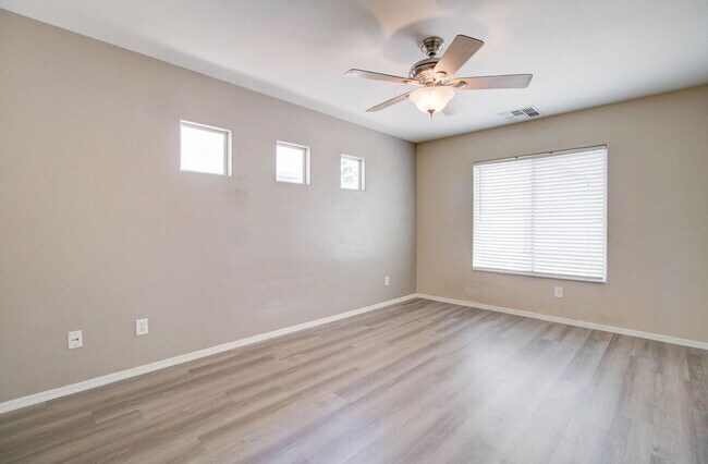 Building Photo - 41375 W Cahill Dr