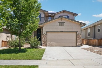 Building Photo - "Spacious 4-Bedroom Retreat with 2.5 Baths in Reunion!"