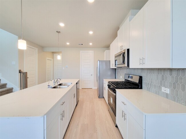 Building Photo - 10055 Cloud Mist Dr