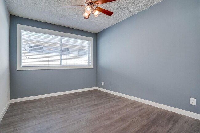 Building Photo - 6117 11th Ave