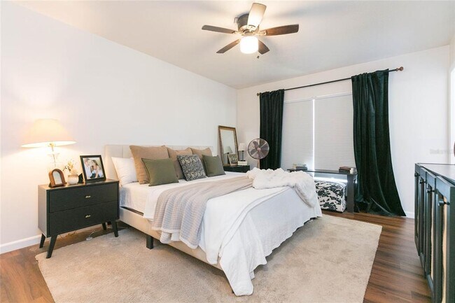 Building Photo - 1612 Berkshire Dr