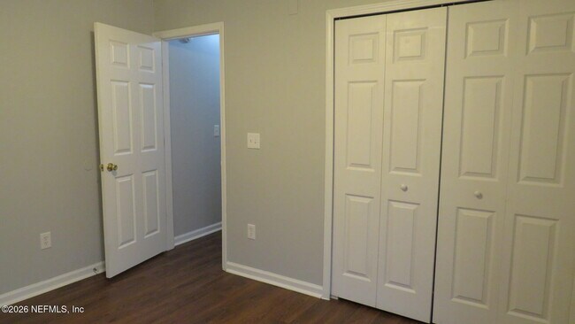 Building Photo - 1823 Sunchase Ct