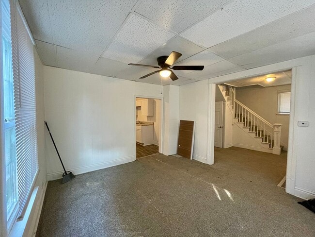 Building Photo - 1024 N 11th St