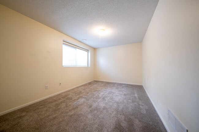 Building Photo - 9345 Rath Pl