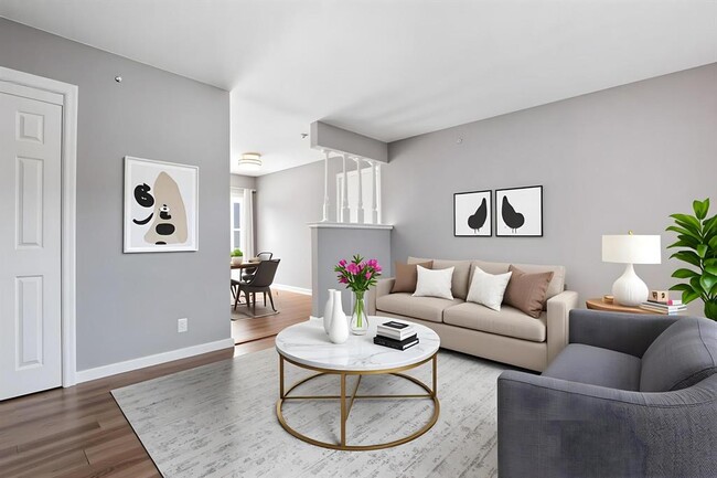 Building Photo - 2405 Parker Cir