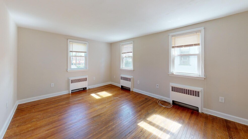 Building Photo - 1029 Lafayette Ave