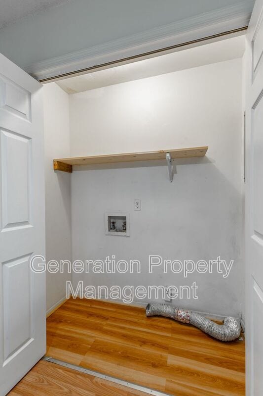 Building Photo - 72 Knollwood Dr