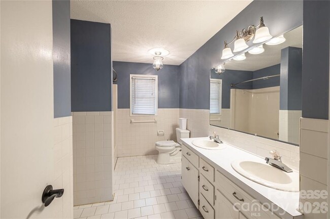 Building Photo - 24752 Kates Dr