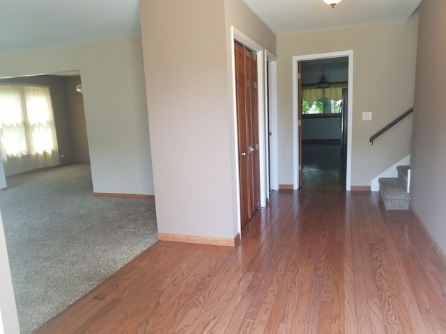 Building Photo - 310 Sutherland Ln