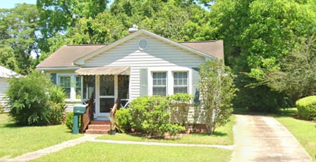 Street View - 1423 Bronough N St