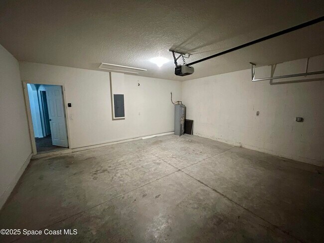 Building Photo - 134 Lure Ct SW