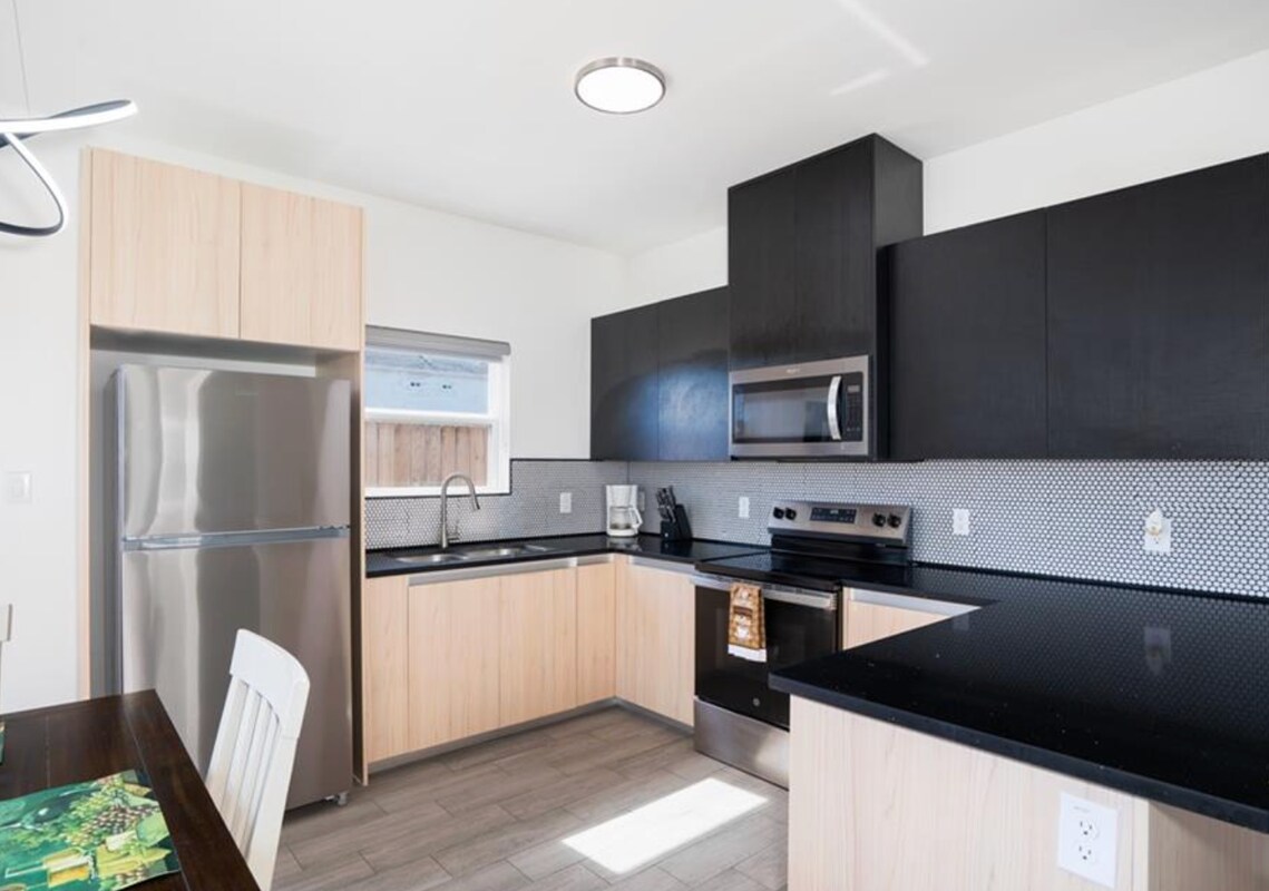 Building Photo - 12509 N 40th St