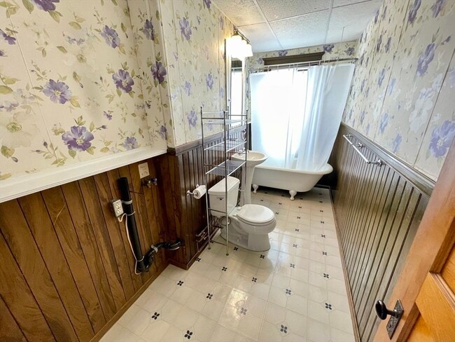 Building Photo - 21 Watson Ave