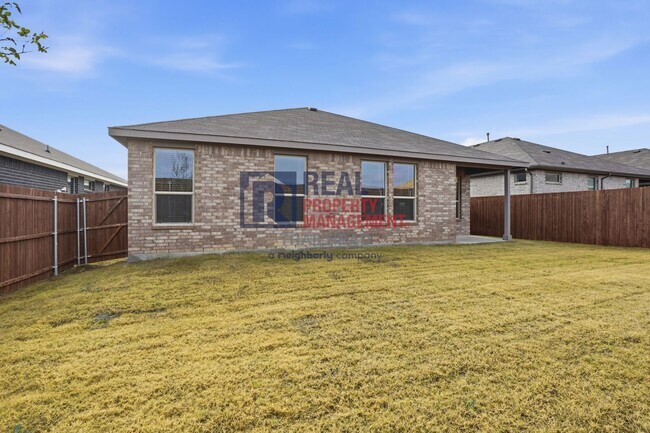 Building Photo - Thoughtfully Arranged Single-Story Home with Open Living