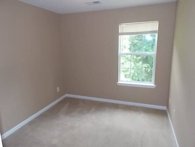 Building Photo - 7322 Bridlewood Ct