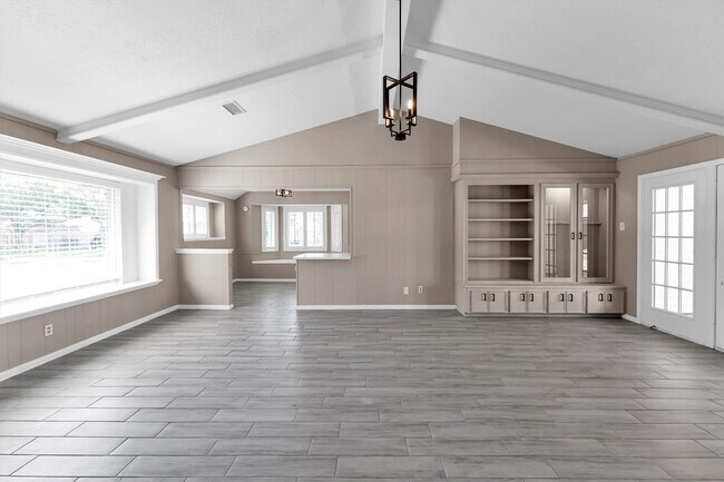 Building Photo - 27013 S Pyeatt Ln