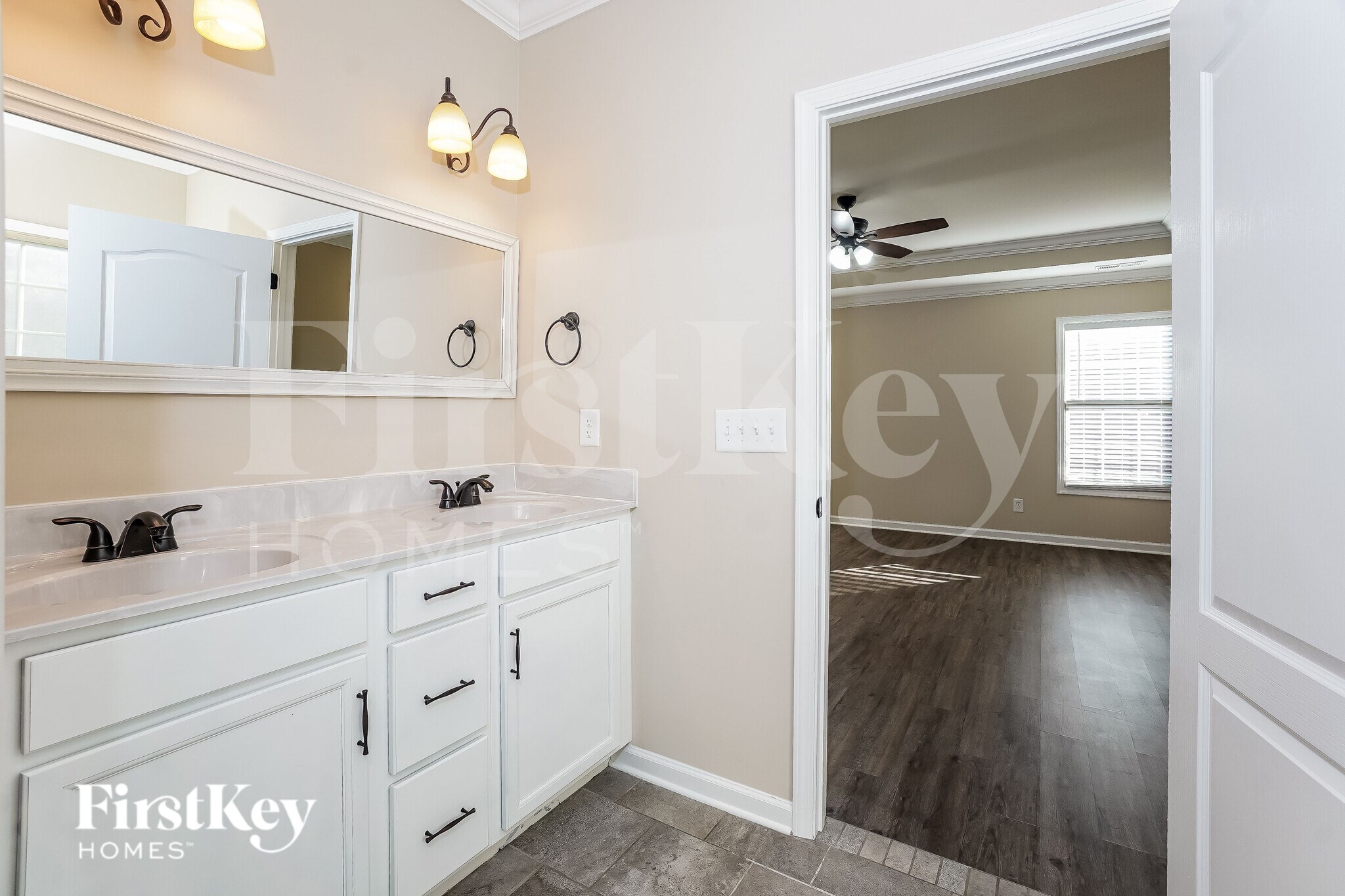 Building Photo - 1532 Osage Ct