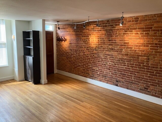 living room and entry - 1326 Emerald St NE