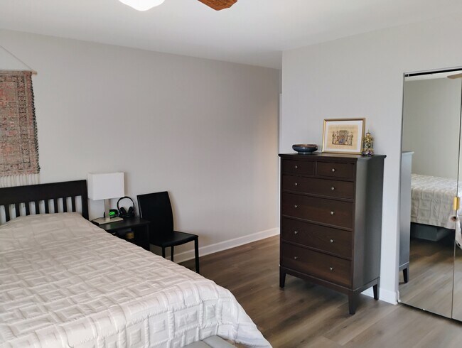 Building Photo - 3061 Pheasant Creek Dr