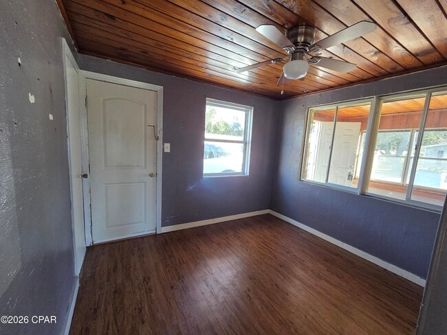 Building Photo - 209 W Toledo Pl