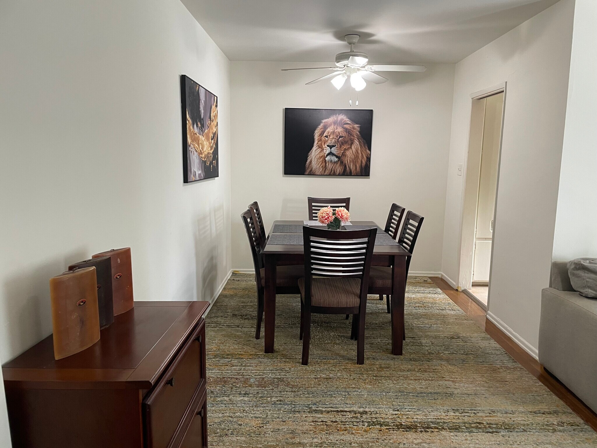 Building Photo - 8563 Colgate Ave