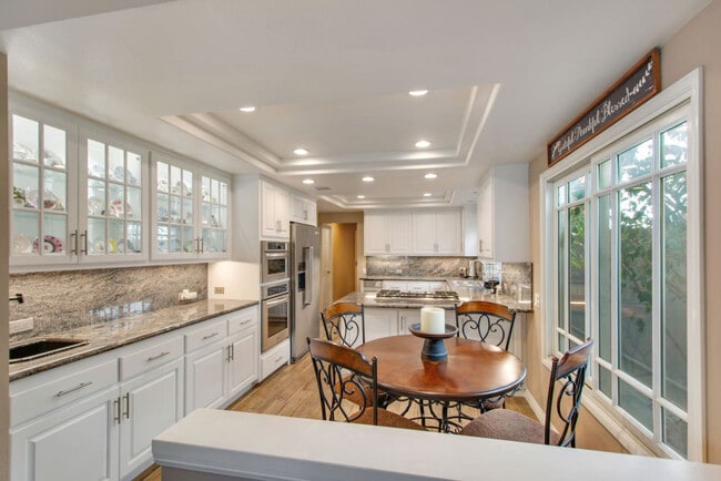 Building Photo - 3672 Seascape Dr