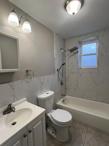 Building Photo - 58 Steuben St