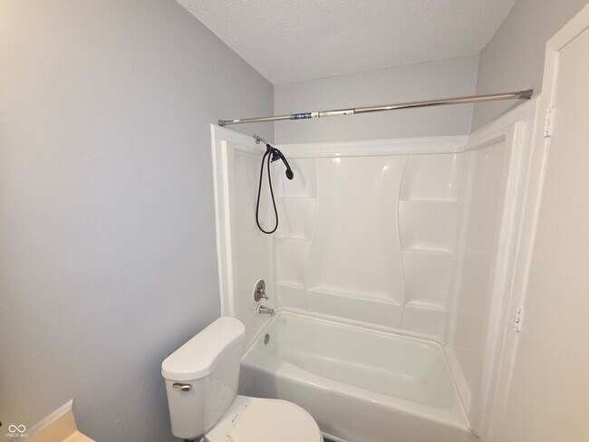 Building Photo - 3266 Lupine Dr