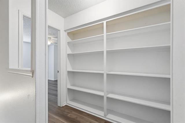 Building Photo - 2710 Wimbledon Ct