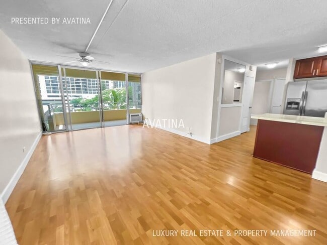 Building Photo - 2533 Ala Wai Blvd
