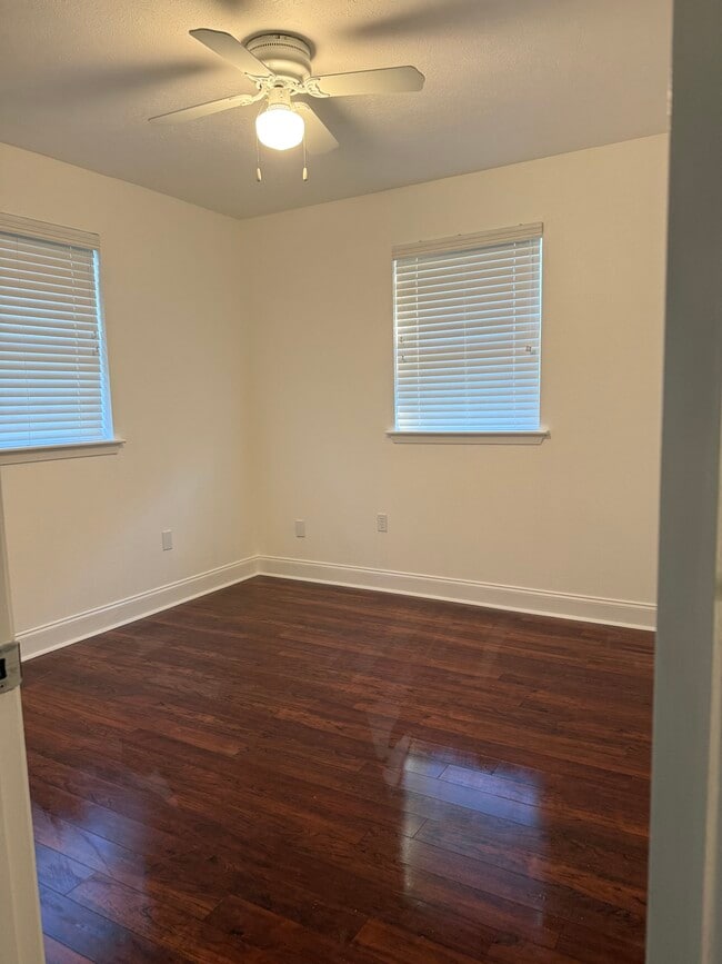 Building Photo - 3403 Tambour Dr