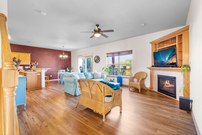 Building Photo - 1552 Cook Cir