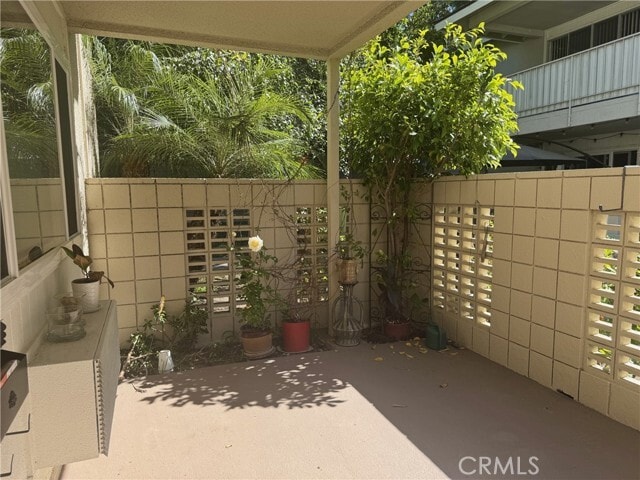 Building Photo - 281 Avenida Carmel