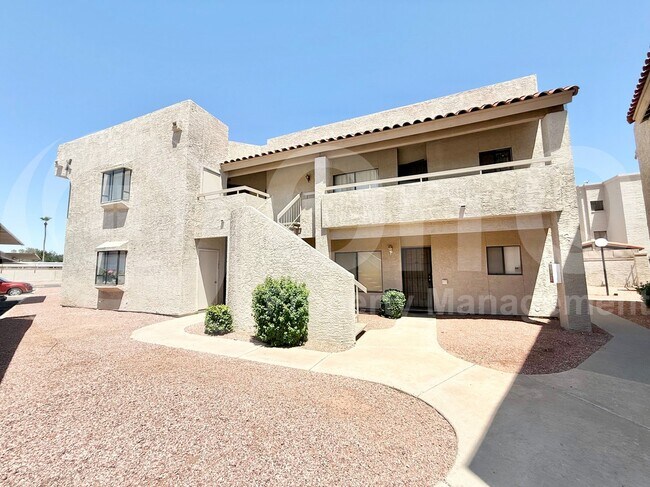 Primary Photo - 11666 N 28th Dr