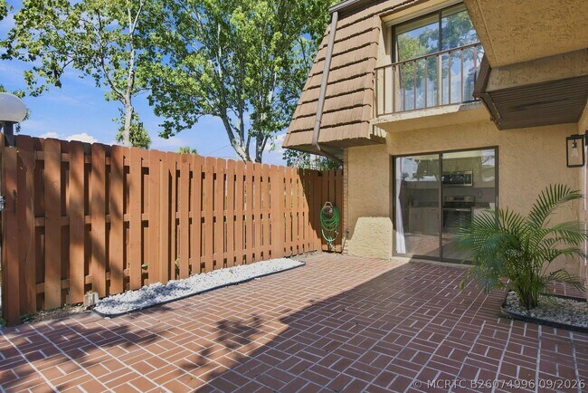 Building Photo - 1302 Nebraska Ave