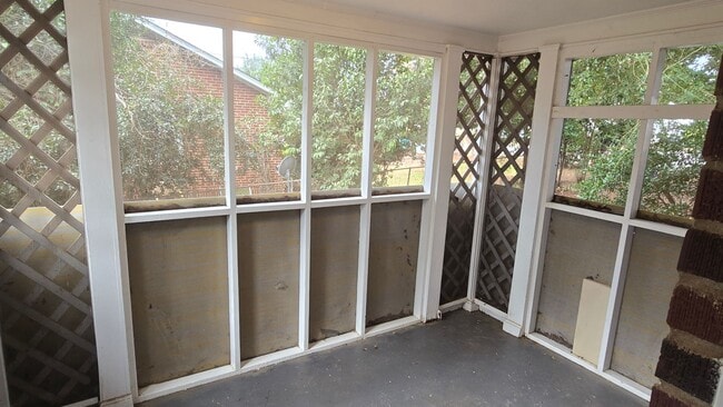 Building Photo - Hyatt Park