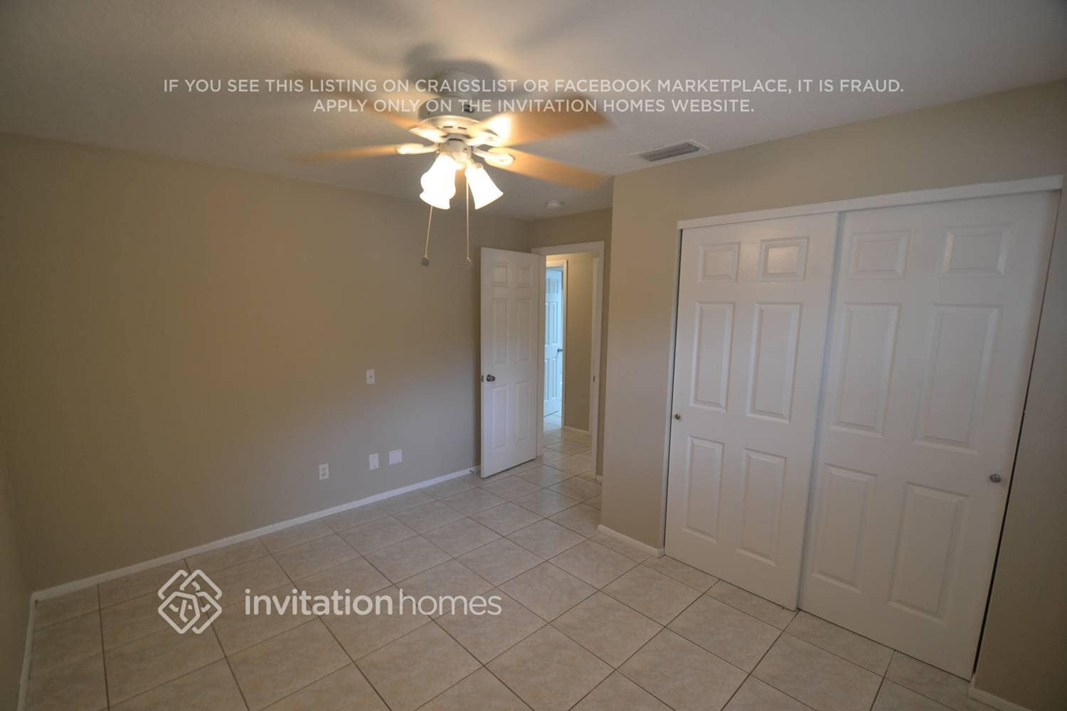 Building Photo - 130 NE Madison Cir N