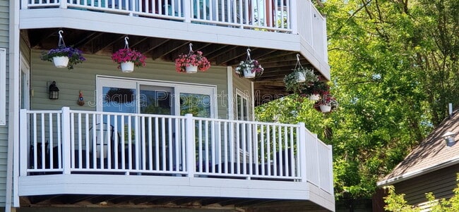 Building Photo - 115 Wa Wee Nork Dr