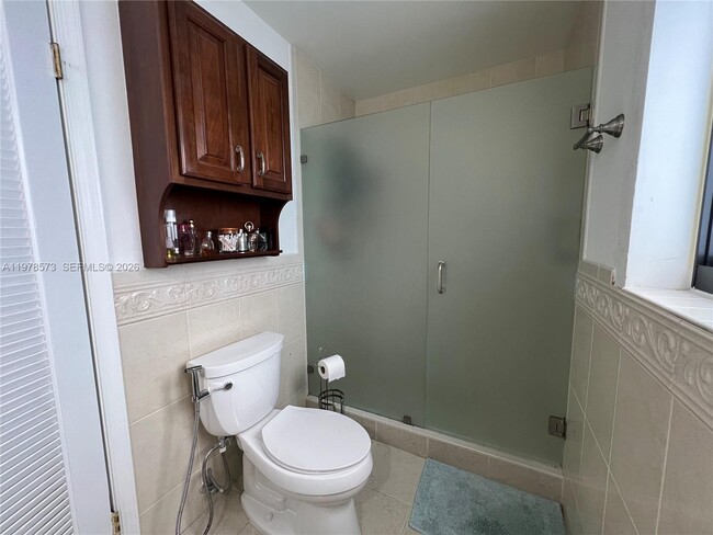 Building Photo - 11104 SW 139th Ct