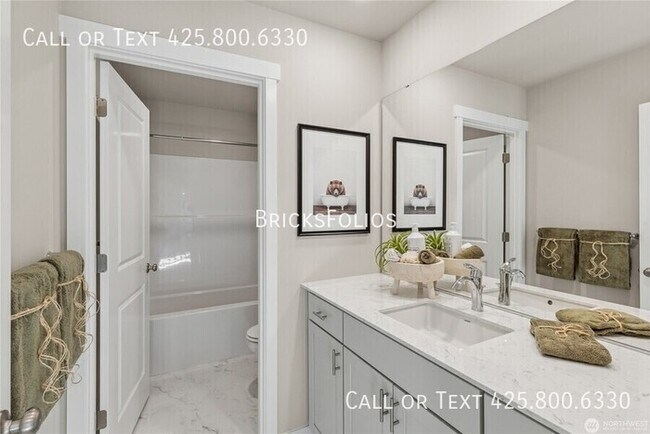 Building Photo - Ideally located near I-5, JBLM, shopping centers, top-rated schools, and outdoor recreation.