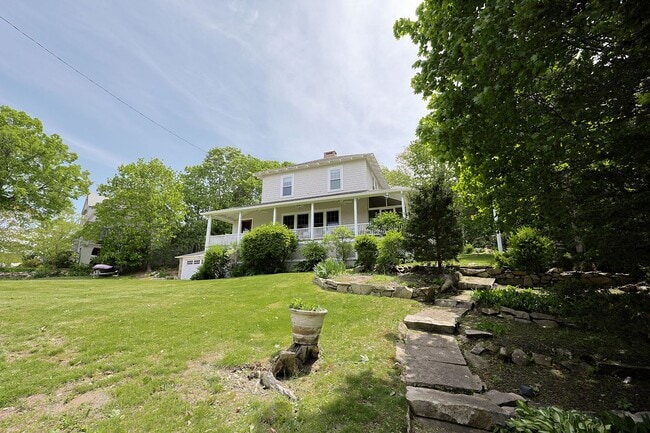 Building Photo - Winter Rental: Tidebend – Exceptional 6-Bedroom Home Overlooking the Annisquam River