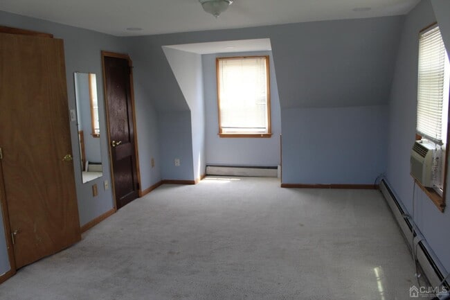 Building Photo - 185 Ridgeley Ave